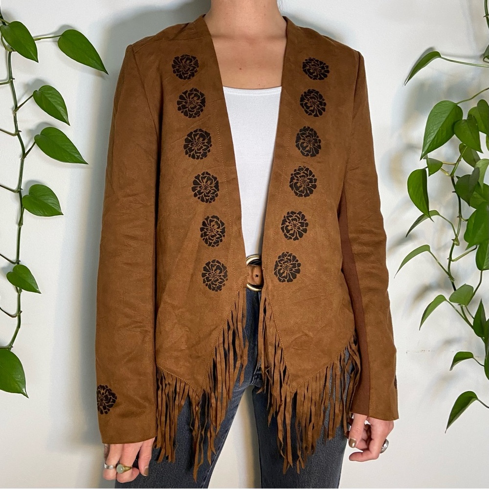 🌹 SOLD 🌹 Marigolds 🐎 faux suede fringe jacket